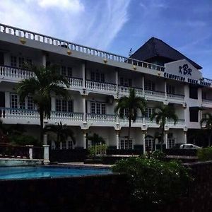 Kemunting Beach Resorts